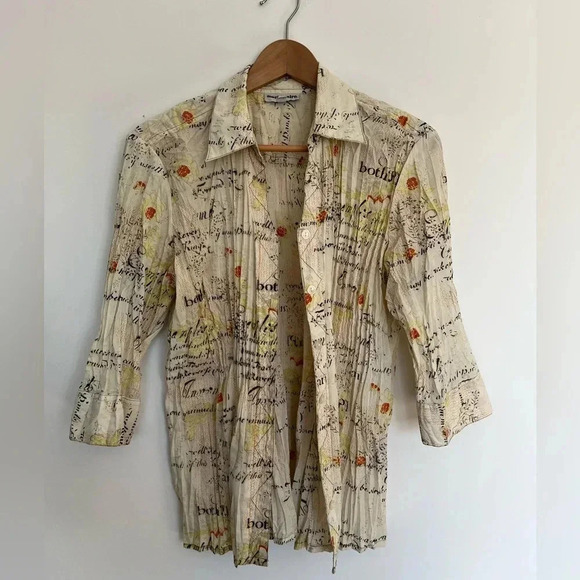 Marie Claire button down shirt with vintage imprinted design size large - Picture 2 of 5